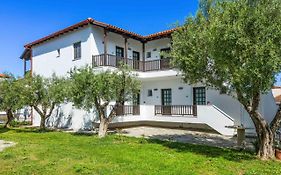 Eleon Suites Afytos